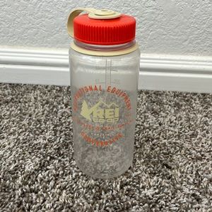 REI Nalgene 16oz water bottle